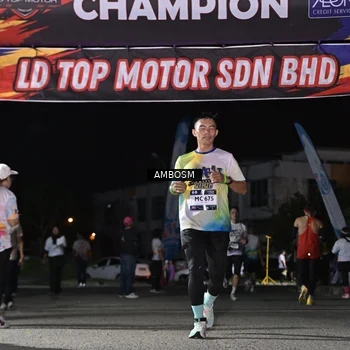 Runner Photo 7656060