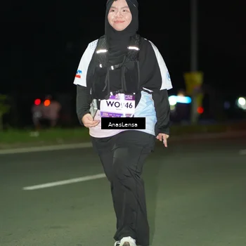 Runner Photo 7656073