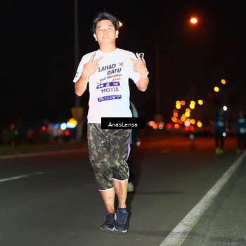 Runner Photo 7656081