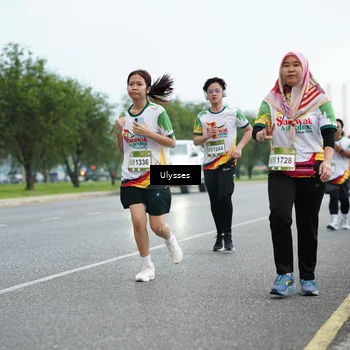 Runner Photo 7656099