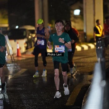 Runner Photo 7656102