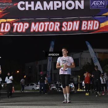 Runner Photo 7656112