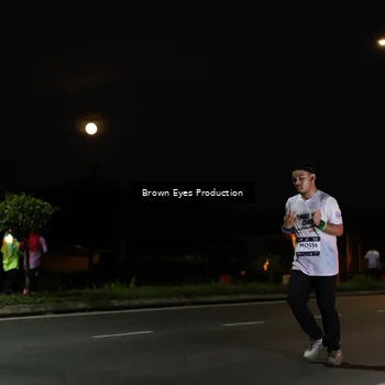 Runner Photo 7656116
