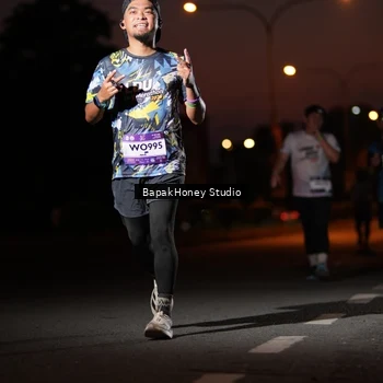 Runner Photo 7656133