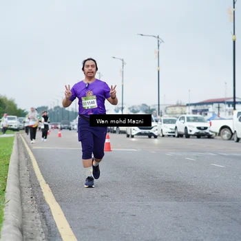 Runner Photo 7656137