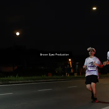 Runner Photo 7656165