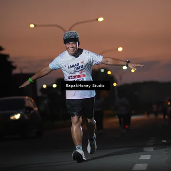 Runner Photo 7656178