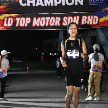 Runner Photo 7656188
