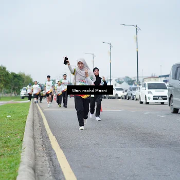 Runner Photo 7656193