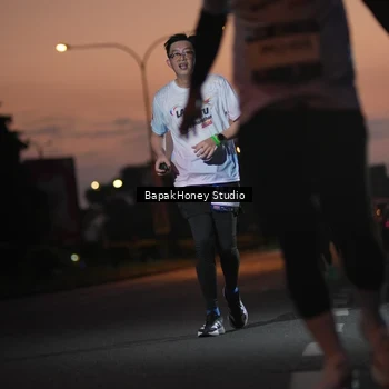 Runner Photo 7656221
