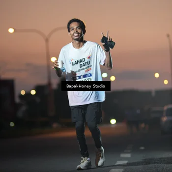 Runner Photo 7656224