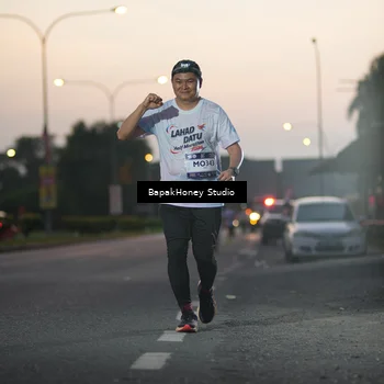 Runner Photo 7656226