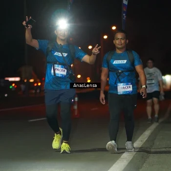 Runner Photo 7656228