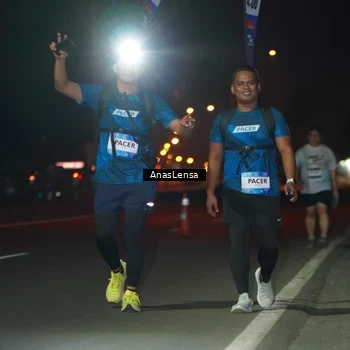 Runner Photo 7656233