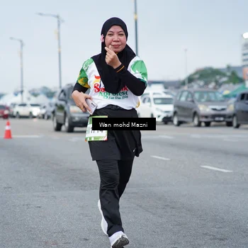 Runner Photo 7656240