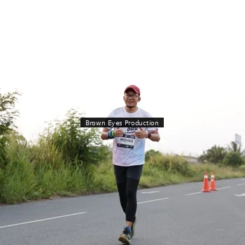 Runner Photo 7656244
