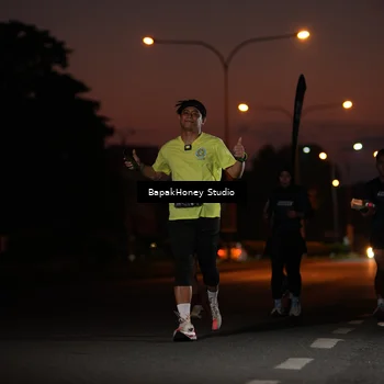 Runner Photo 7656245