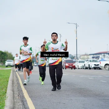 Runner Photo 7656273