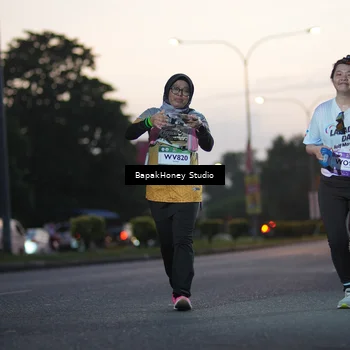 Runner Photo 7656283