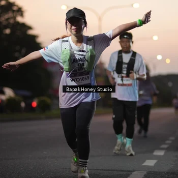 Runner Photo 7656287