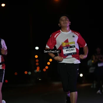 Runner Photo 7656299
