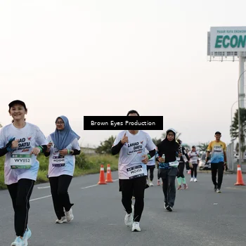 Runner Photo 7656302