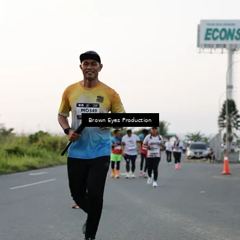Runner Photo 7656309