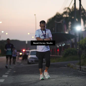 Runner Photo 7656311