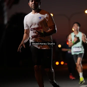 Runner Photo 7656313