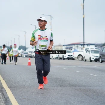 Runner Photo 7656328