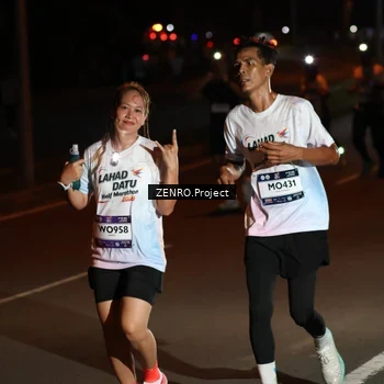 Runner Photo 7656332