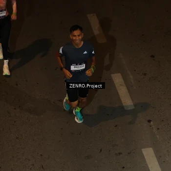 Runner Photo 7656333