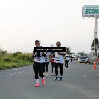 Runner Photo 7656339