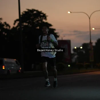 Runner Photo 7656342