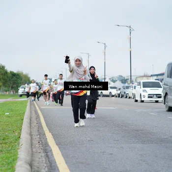 Runner Photo 7656345