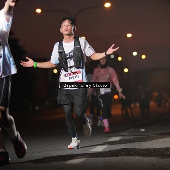 Runner Photo 7656351