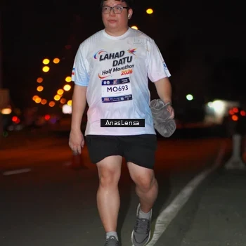 Runner Photo 7656356