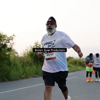 Runner Photo 7656364