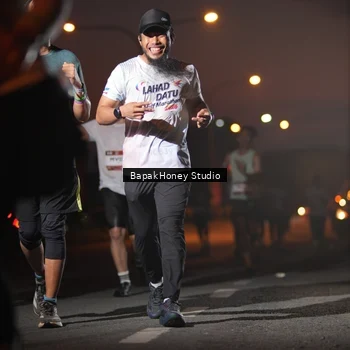 Runner Photo 7656367