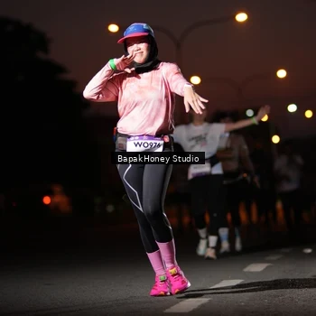 Runner Photo 7656373