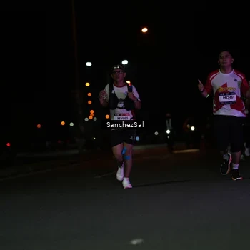 Runner Photo 7656375
