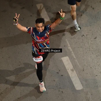 Runner Photo 7656385