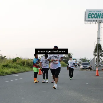Runner Photo 7656388