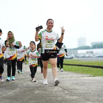 Runner Photo 7656390