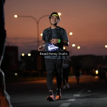Runner Photo 7656392