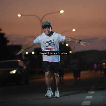 Runner Photo 7656394