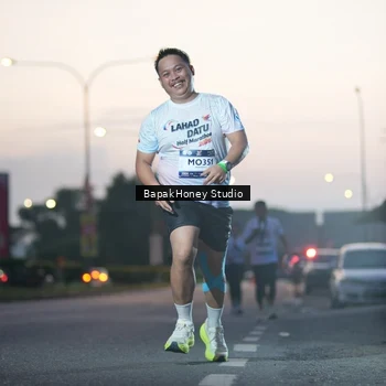 Runner Photo 7656404