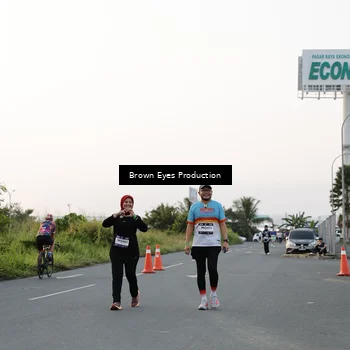 Runner Photo 7656416