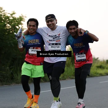 Runner Photo 7656420