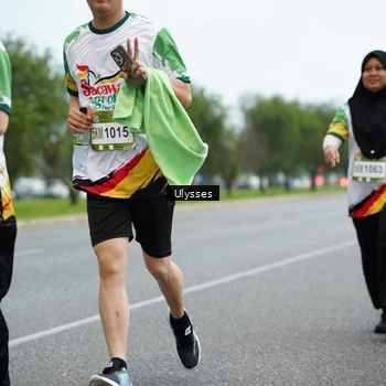 Runner Photo 7656440